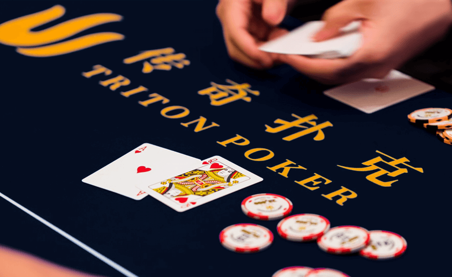 Triton Poker Table